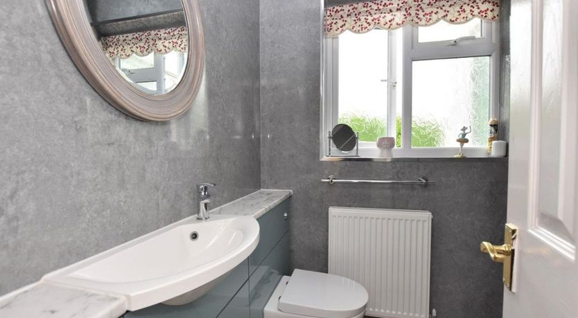 Photo of 2 Bed in Llanvihangel Crucorney