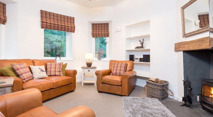 Photo of in Windermere (SZ493)