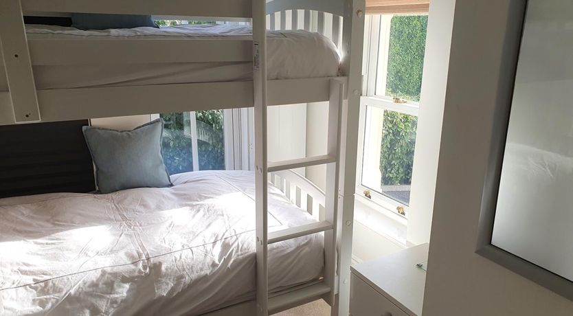 Photo of 3 Bed in Tenby