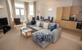 Photo of 3 Bed in Tenby