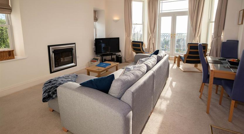 Photo of 3 Bed in Tenby