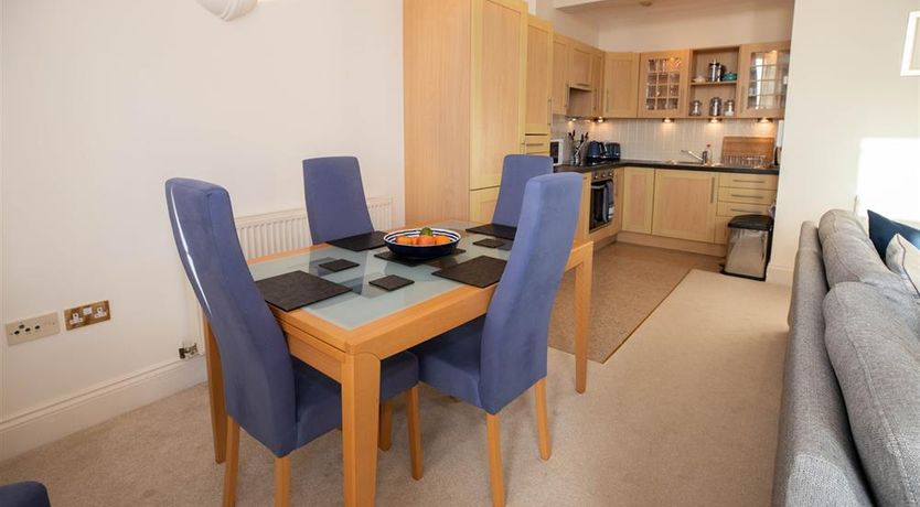 Photo of 3 Bed in Tenby