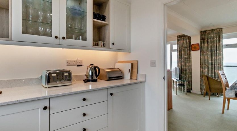 Photo of 2 Bed in Tenby