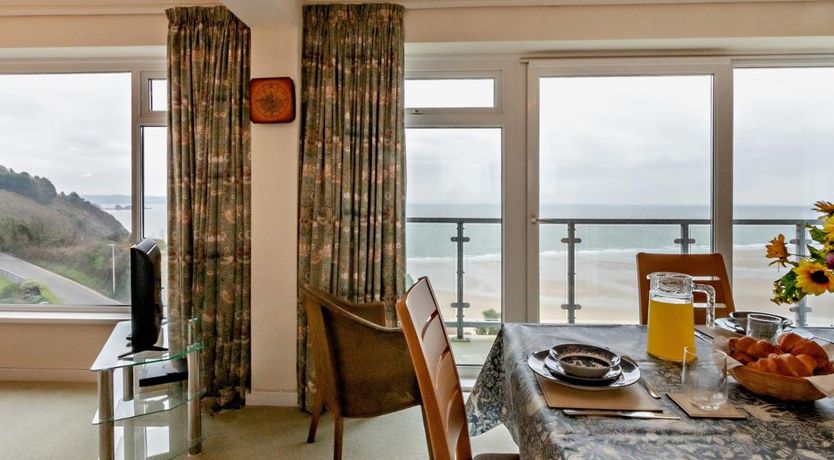 Photo of 2 Bed in Tenby