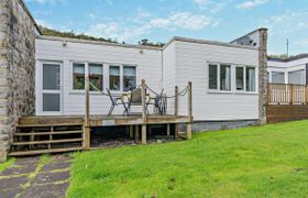 Photo of log-cabin-in-west-wales-8