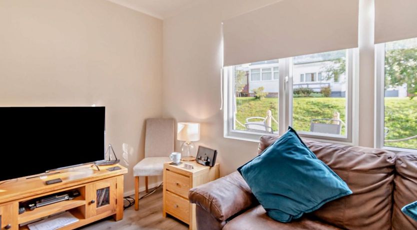 Photo of 2 Bed in Nolton Haven