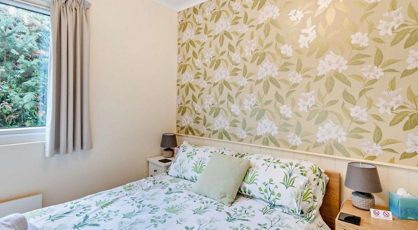 Photo of 2 Bed in Nolton Haven