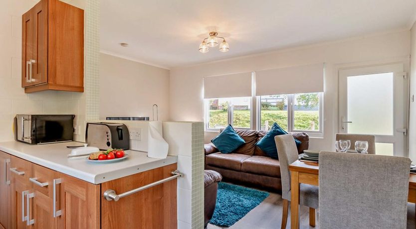 Photo of 2 Bed in Nolton Haven