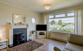 Photo of in Arnside (SZ425)
