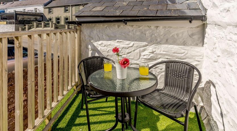 Photo of 1 Bed in New Quay