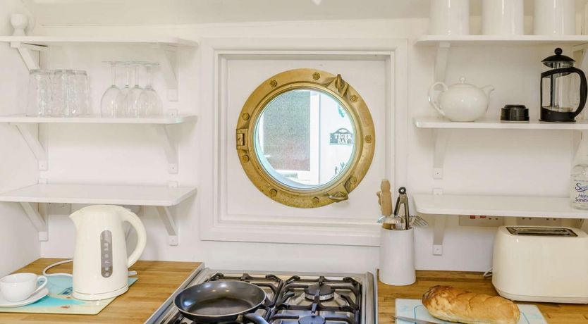 Photo of 1 Bed in New Quay