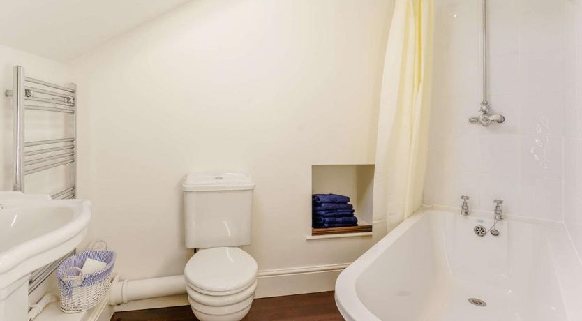 Photo of 1 Bed in New Quay