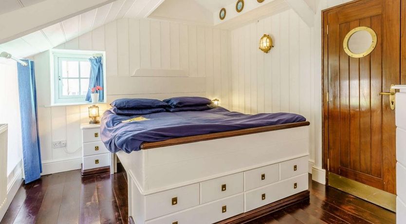 Photo of 1 Bed in New Quay