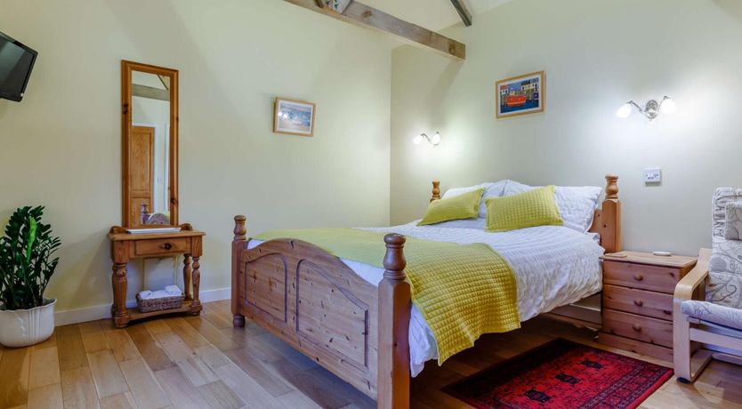 Photo of 1 Bed in Falmouth