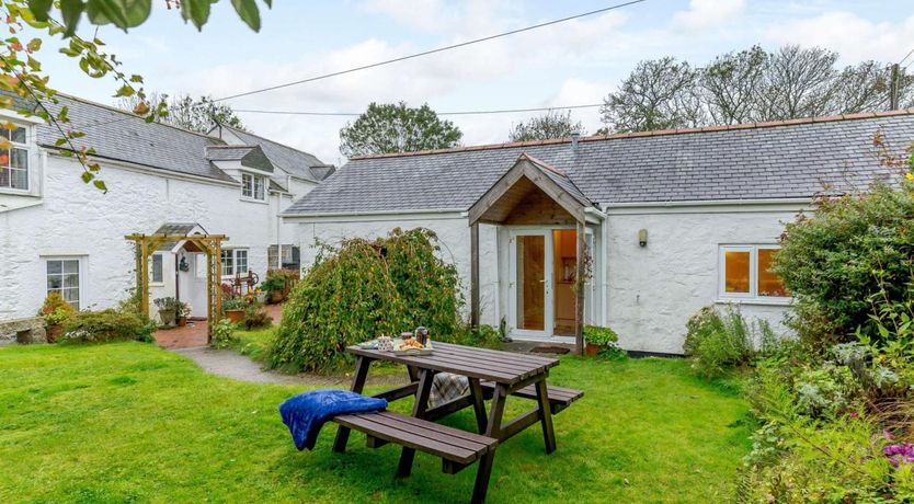 Photo of 1 Bed in Falmouth