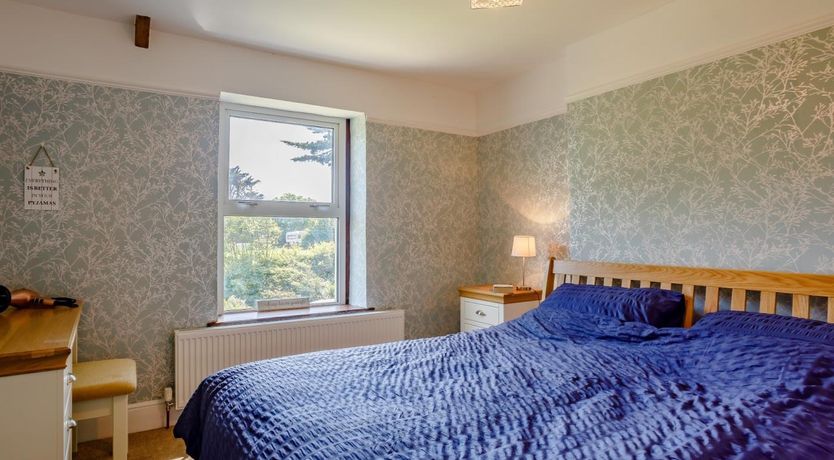 Photo of 3 Bed in Bideford