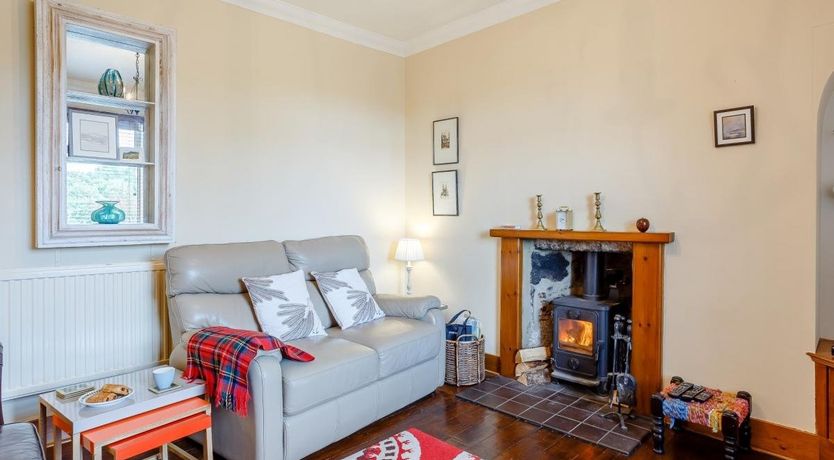 Photo of 2 Bed in Carron