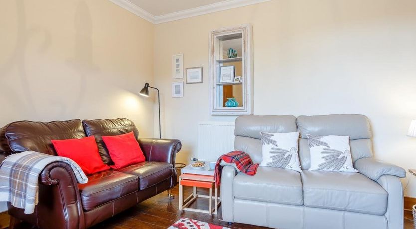 Photo of 2 Bed in Carron