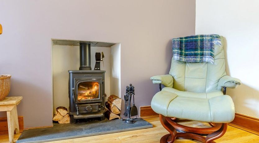 Photo of 2 Bed in Carron