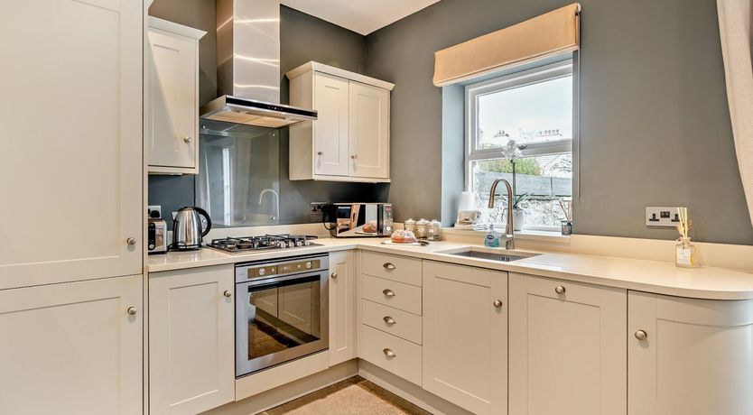 Photo of 2 Bed in Grange-over-sands