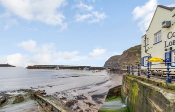 3 Bed in Saltburn-by-the-sea Holiday Cottage