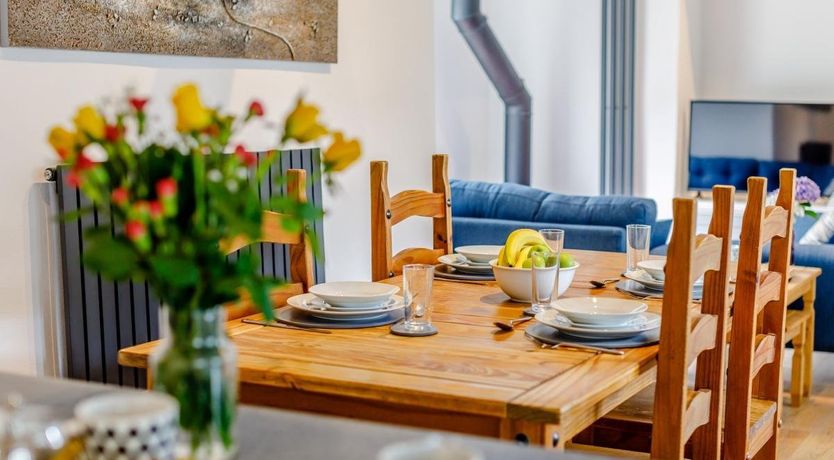 Photo of 2 Bed in Lower Treluswell