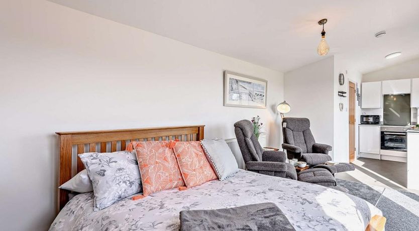 Photo of 1 Bed in Osmington