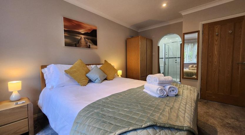 Photo of 2 Bed in Staveley