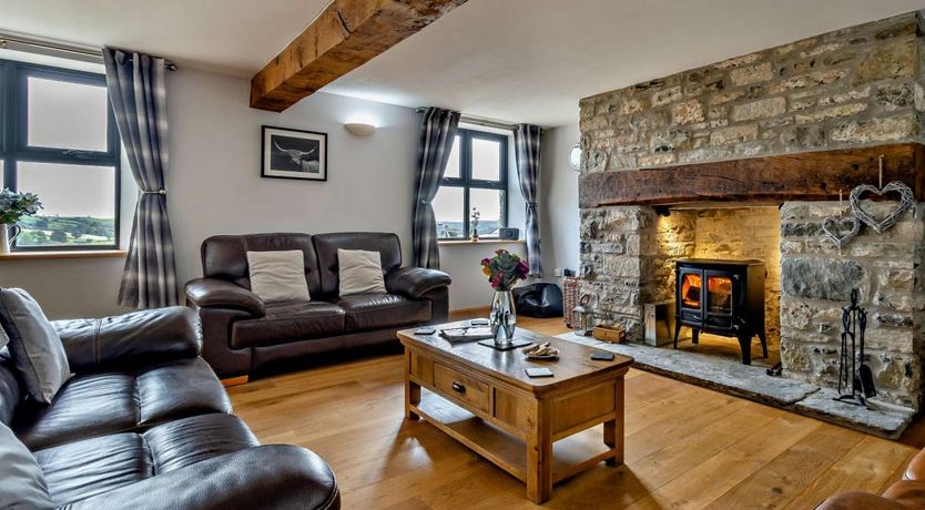 Photo of 5 Bed in Painscastle