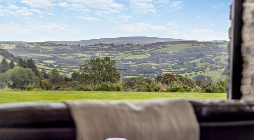 Photo of 5 Bed in Painscastle