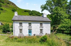 Photo of house-in-mid-wales-20