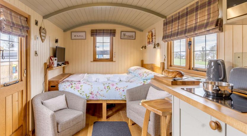 Photo of 1 Bed in Abergavenny