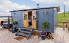 Photo of Log Cabin in South Wales