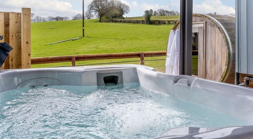 Photo of 1 Bed in Llanddewi Skirrid