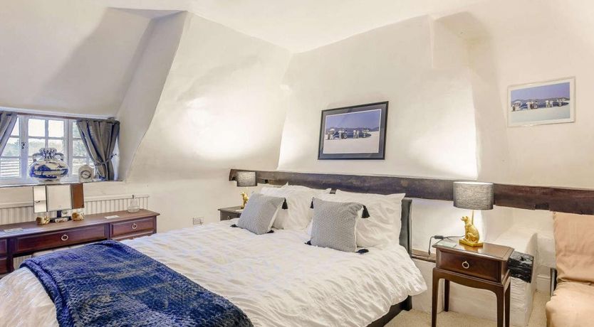 Photo of 4 Bed in Empingham