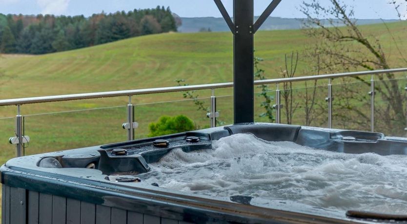 Photo of 4 Bed in Aberuthven