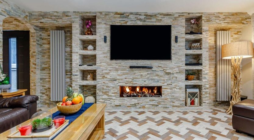 Photo of 4 Bed in Aberuthven