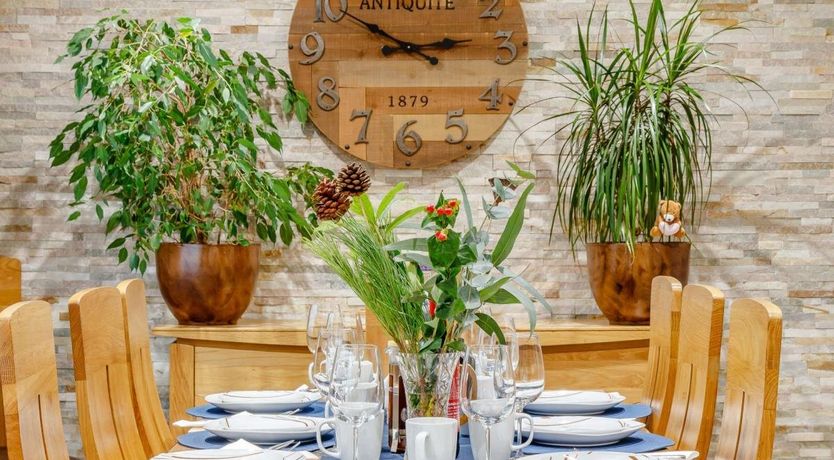 Photo of 4 Bed in Aberuthven