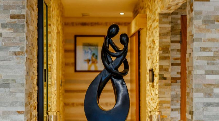 Photo of 4 Bed in Aberuthven