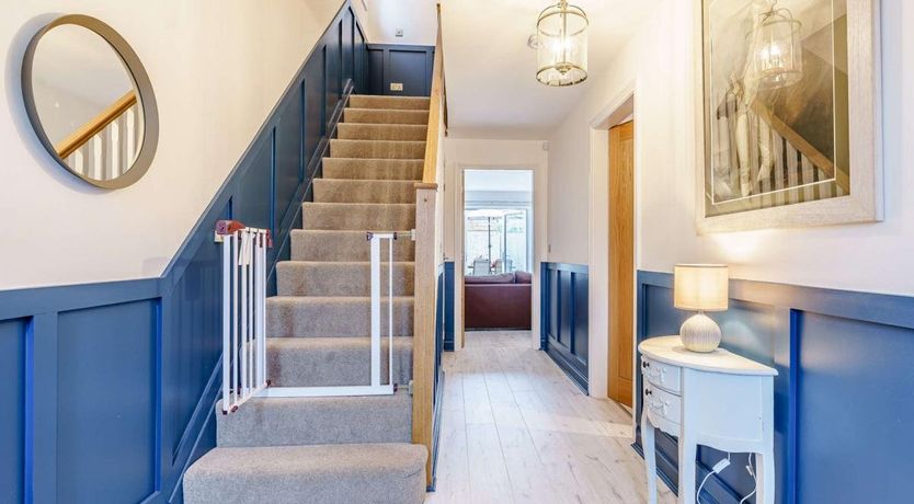 Photo of 4 Bed in Whitby