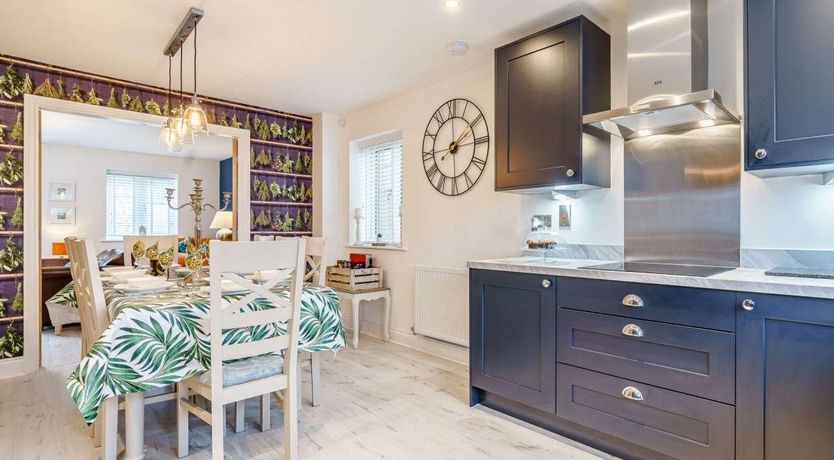 Photo of 4 Bed in Whitby