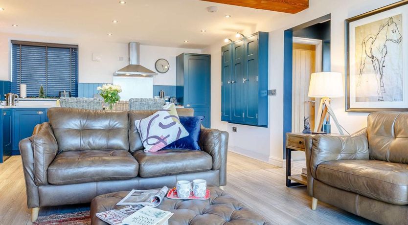 Photo of 2 Bed in Mellor