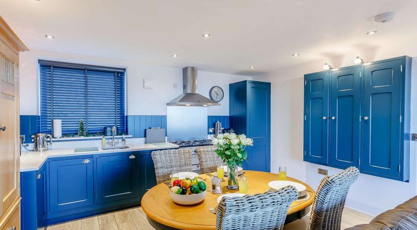 Photo of 2 Bed in Mellor