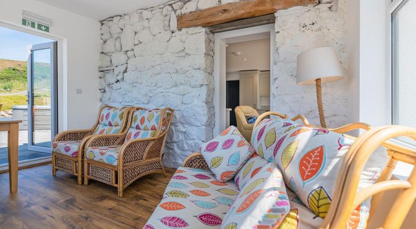 Photo of 2 Bed in Aberdovey