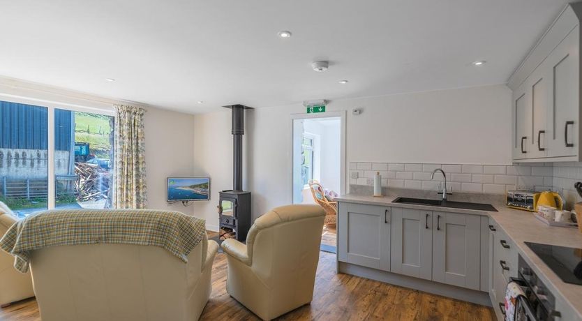 Photo of 2 Bed in Aberdovey