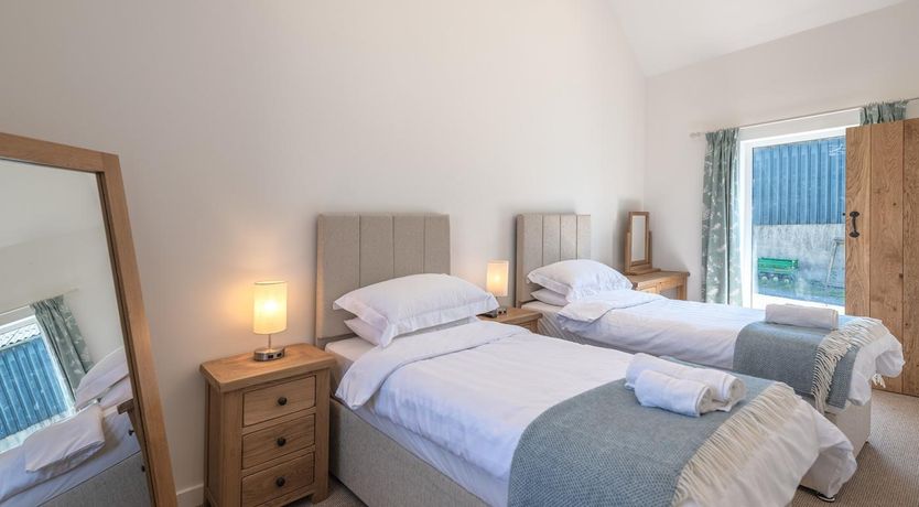 Photo of 2 Bed in Aberdyfi