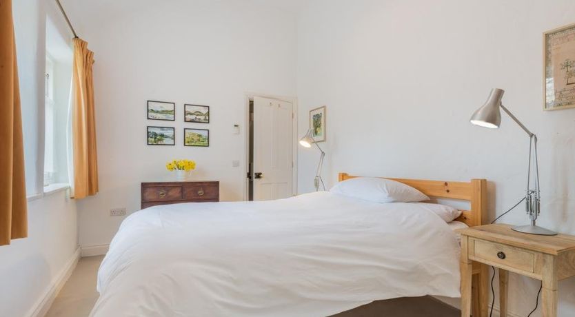 Photo of 4 Bed in Manesty