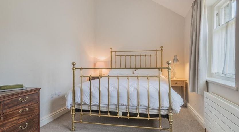 Photo of 4 Bed in Manesty