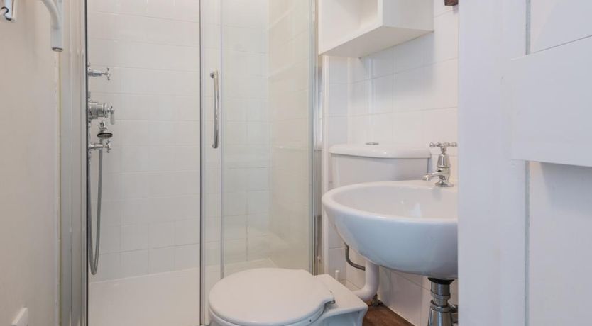 Photo of 4 Bed in Manesty