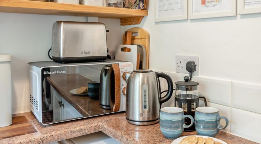 Photo of 1 Bed in Tenby